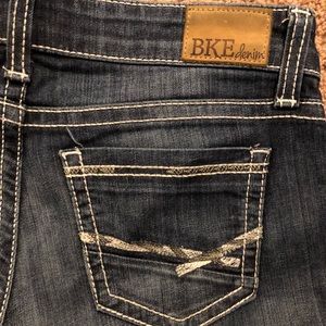 Like new BKE Stella jeans